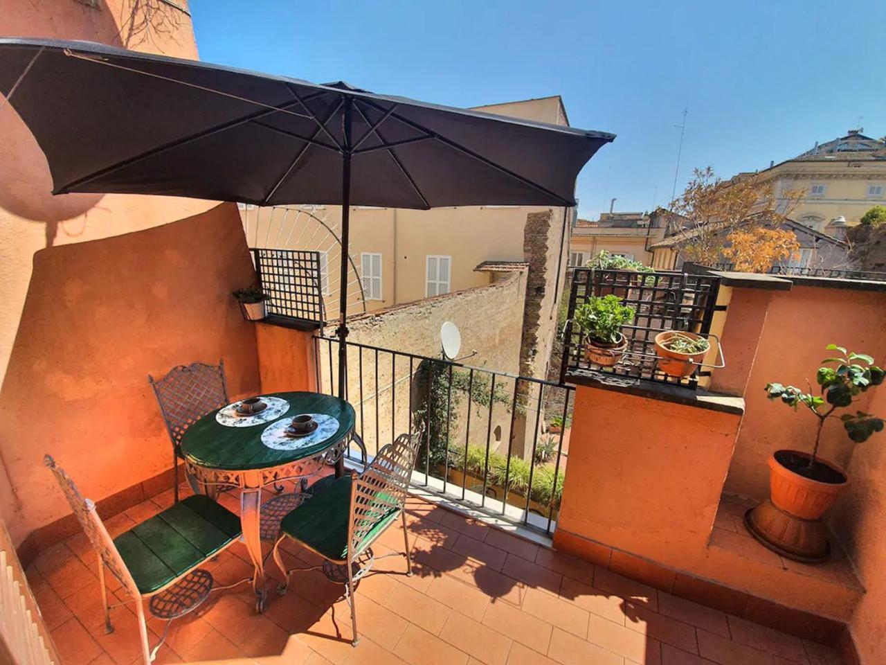 Pantheon Penthouse Appartamento *